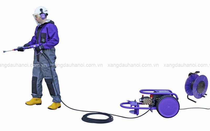 may-phun-rua-di-dong-ap-luc-200-bar-7 Máy phun rửa di động áp lực 200 bar