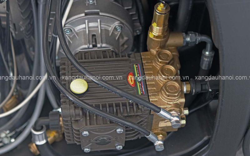 may-xit-rua-di-dong-chay-dong-co-dien-2 Máy xịt rửa di động ,chạy động cơ điện
